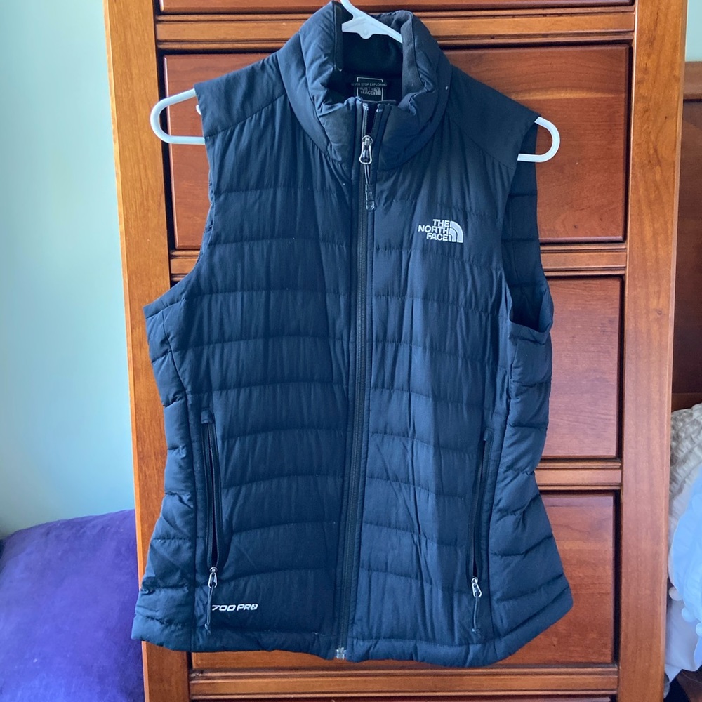 North face black vest